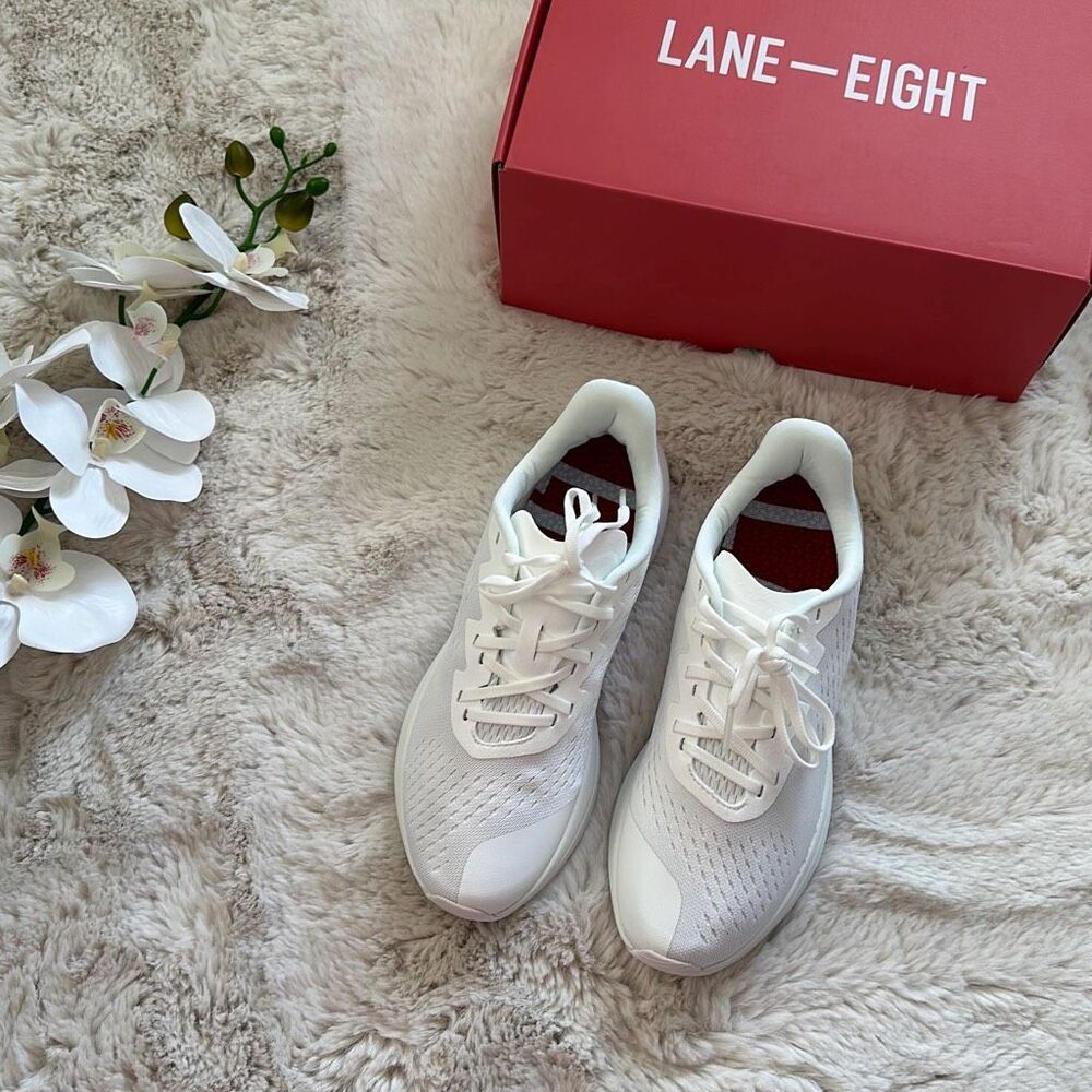 Lane-Eight Relay Trainer Breeze Size 8 US